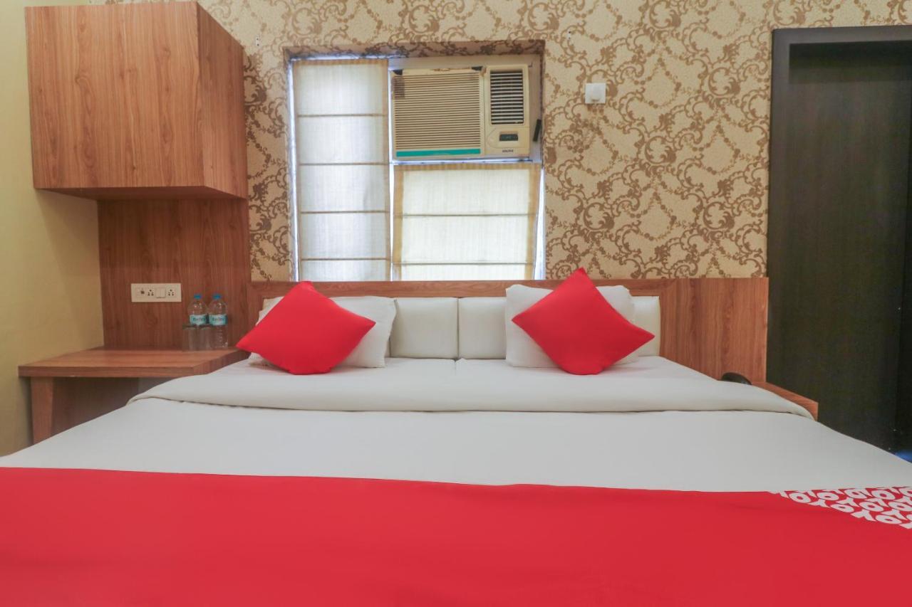 Oyo 60651 Hotel Arya فاراناسي المظهر الخارجي الصورة